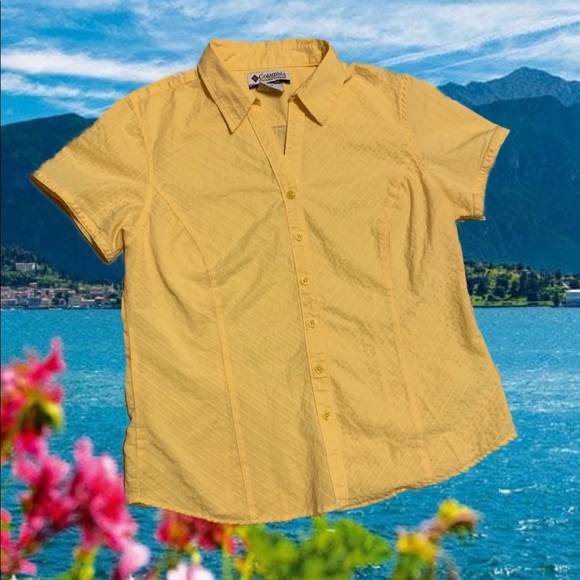 Columbia Tops - Columbia Button Down Shirt L